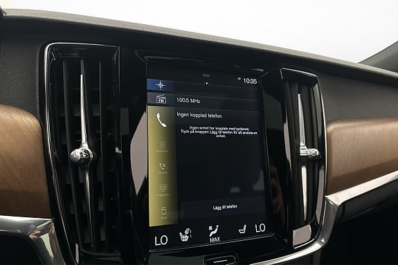 Volvo S90 24 of 30