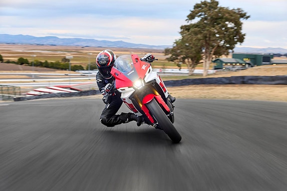 Yamaha R3 ABS 70th ANNIVERSARY A2 HOJ NYHET 10 of 11