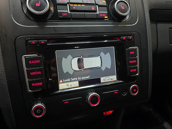 Volkswagen Touran 12 of 19