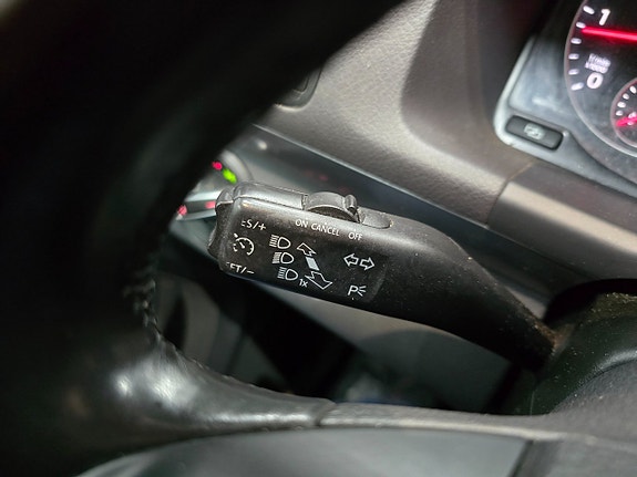 Volkswagen Touran 13 of 19