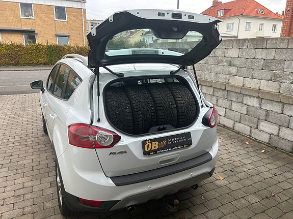 Ford Kuga 11 of 25