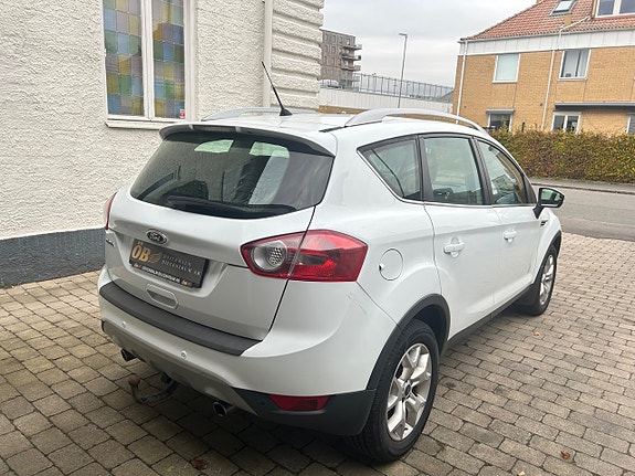 Ford Kuga 9 of 25