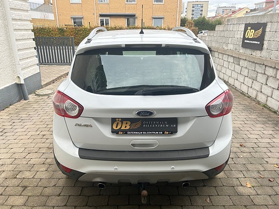 Ford Kuga 10 of 25