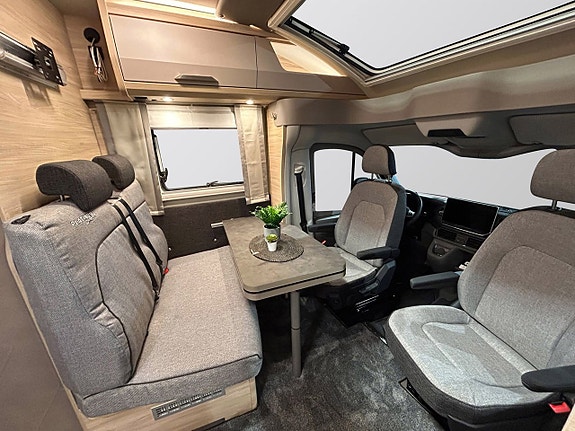 Knaus VAN TI PLUS 650 MEG Platinum Selection 4x4 AUT - ALDE 5 of 30