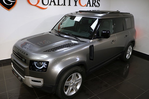 Land Rover Defender 110 19 of 25