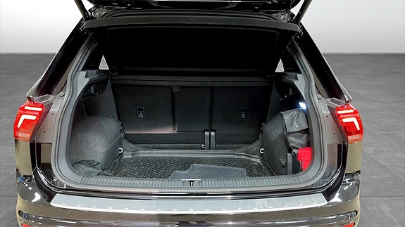 Volkswagen Tiguan 11 of 13