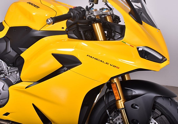 Ducati Panigale V2 S Giallo *1 ex omg lev* 10 000 kr rabatt! 9 of 19