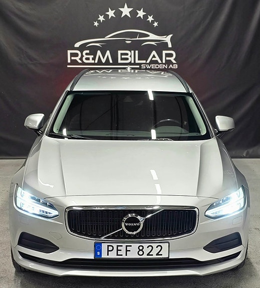Volvo V90 2 of 24