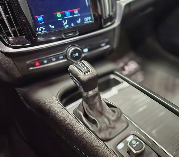 Volvo V90 13 of 24