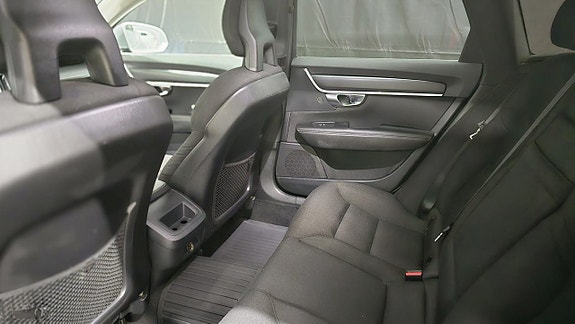 Volvo V90 10 of 24