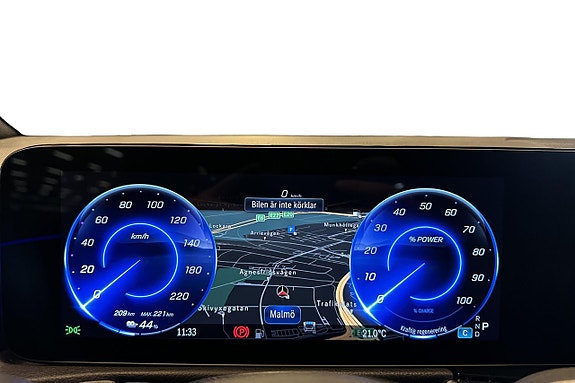 Mercedes-Benz EQB250+ 10 of 22