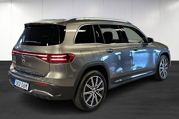 Mercedes-Benz EQB250+ 3 of 5