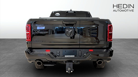 RAM 1500 7 of 9