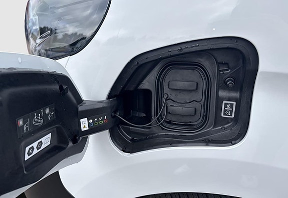Toyota Proace 13 of 13