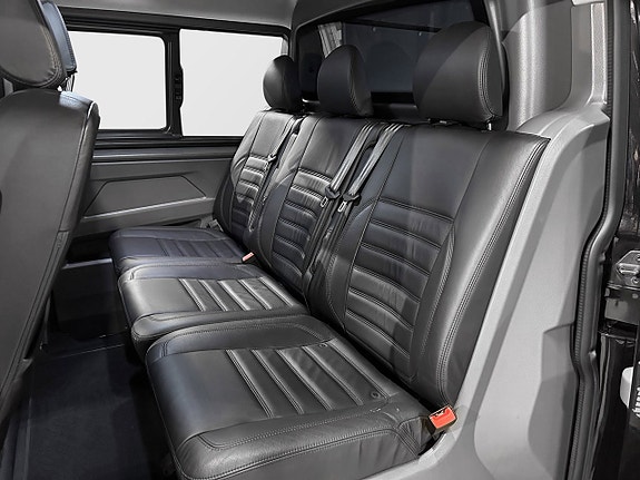Volkswagen Transporter 19 of 23