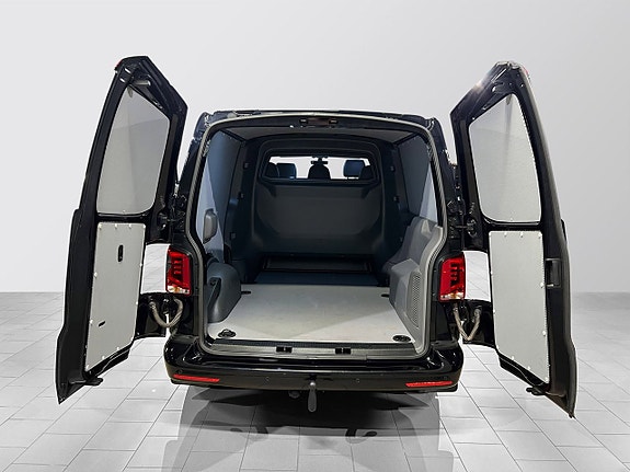 Volkswagen Transporter 4 of 5