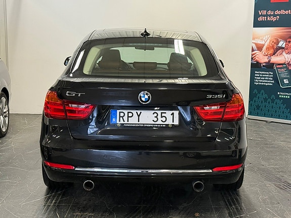 BMW 335i 5 of 5
