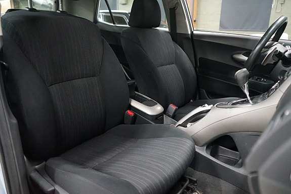 Toyota Auris 10 of 12