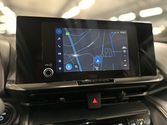 Toyota C-HR 19 of 26
