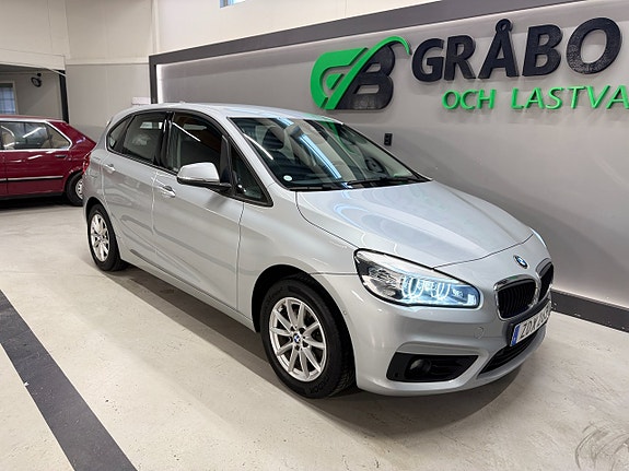 BMW 218 7 of 26