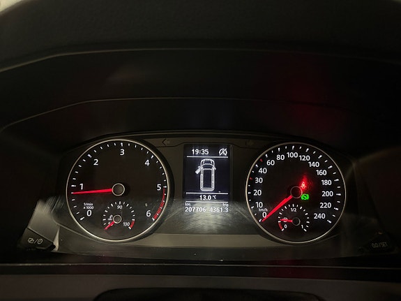 Volkswagen Transporter 18 of 19