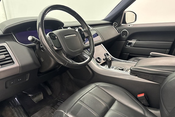 Land Rover Range Rover Sport 11 of 30