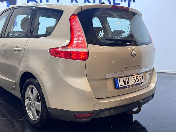 Renault Grand Scenic III 6 of 26