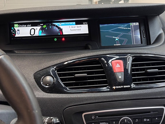 Renault Grand Scenic III 22 of 26