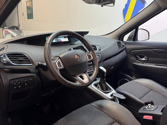 Renault Grand Scenic III 9 of 26
