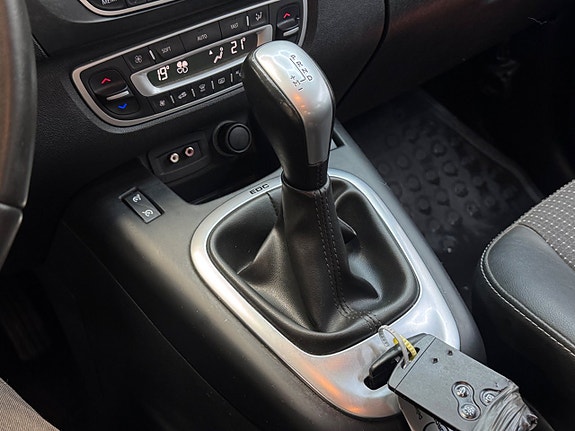 Renault Grand Scenic III 24 of 26