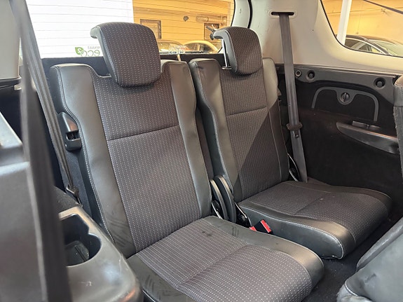 Renault Grand Scenic III 18 of 26
