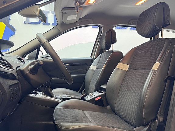 Renault Grand Scenic III 11 of 26