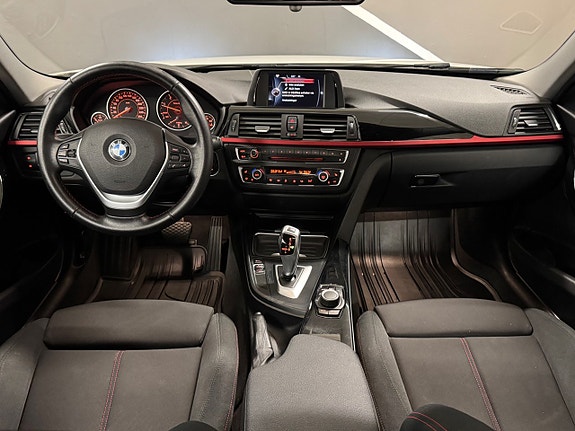 BMW 320 11 of 17