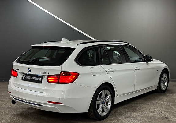 BMW 320 4 of 17