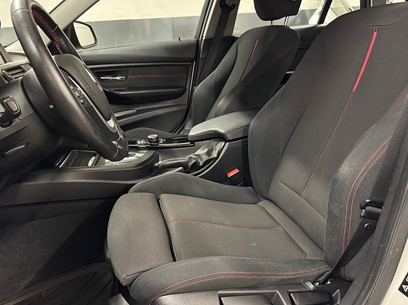 BMW 320 10 of 17