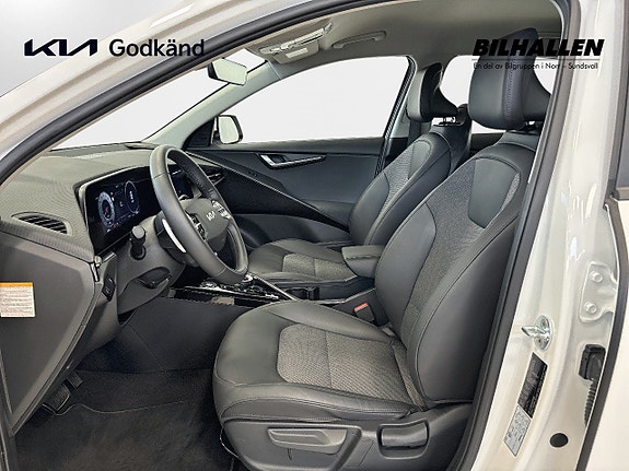 Kia Niro 9 of 16