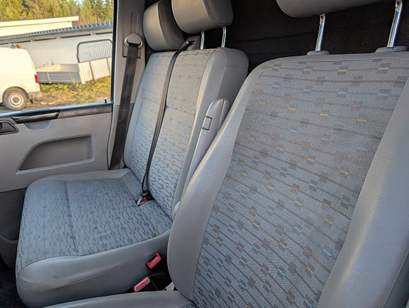 Volkswagen Transporter 16 of 17