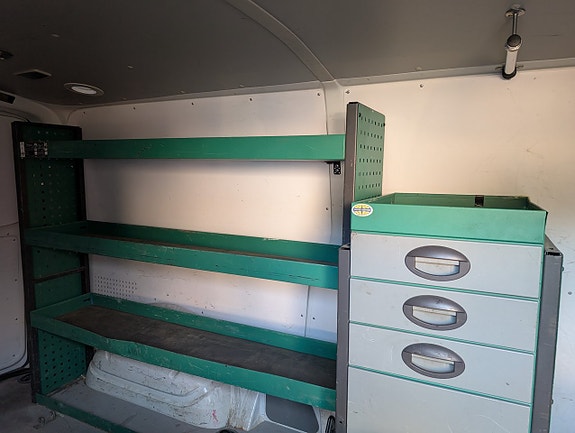 Volkswagen Transporter 9 of 17