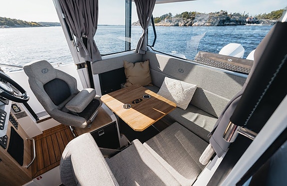 Nordkapp Coupe 830, Twin Mercury 225hk – 24 7 of 10