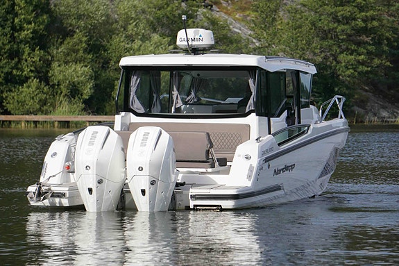 Nordkapp Coupe 830, Twin Mercury 225hk – 24 5 of 10