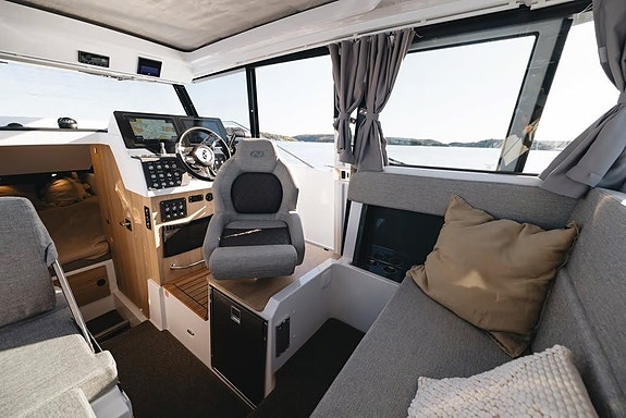 Nordkapp Coupe 830, Twin Mercury 225hk – 24 8 of 10