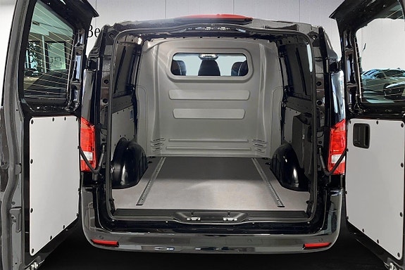 Mercedes-Benz Vito 124 4 of 5