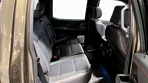 Ford F-150 5 of 5