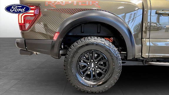 Ford F-150 9 of 13