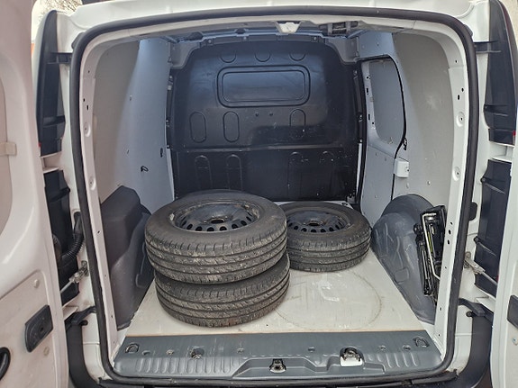 Renault Kangoo Express 10 of 10