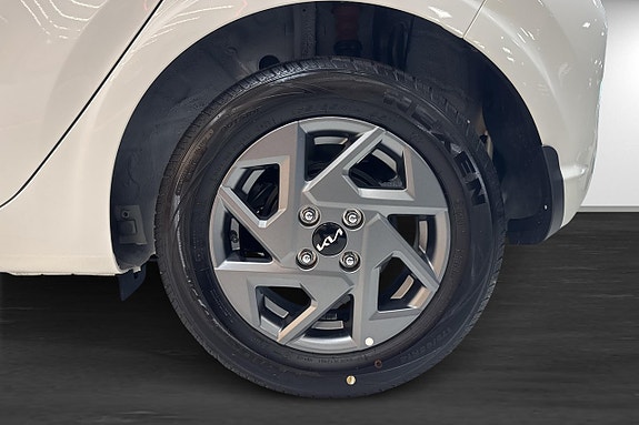 Kia Picanto 15 of 15