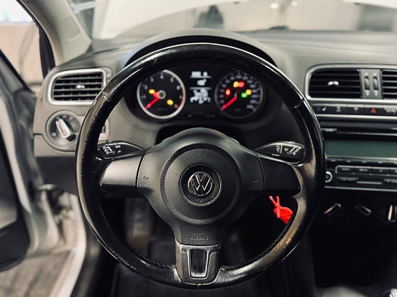 Volkswagen Polo 12 of 20