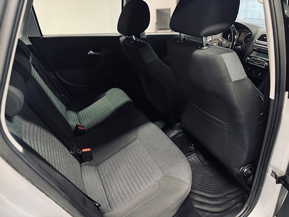 Volkswagen Polo 20 of 20