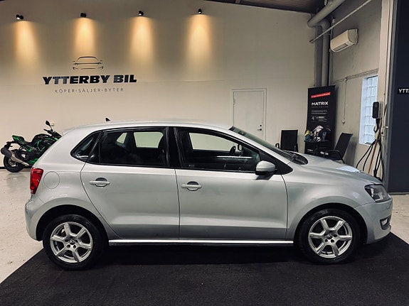 Volkswagen Polo 2 of 20