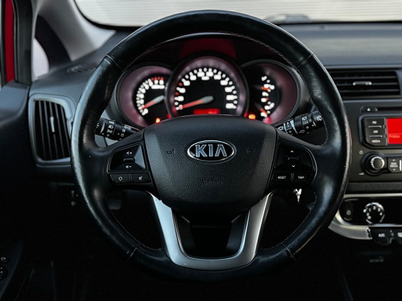 Kia Rio 25 of 26